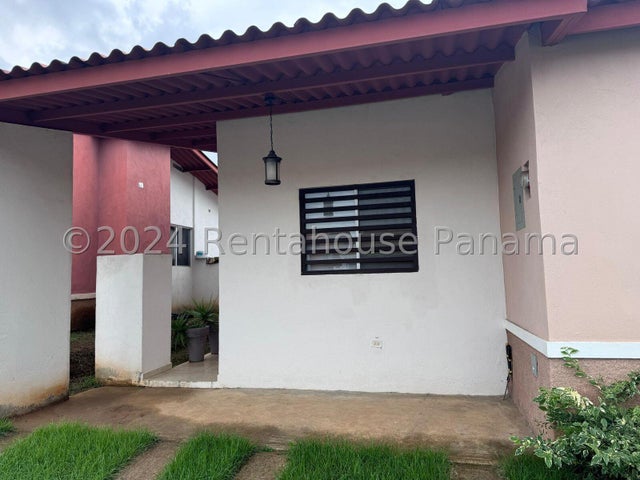 Single Family Home